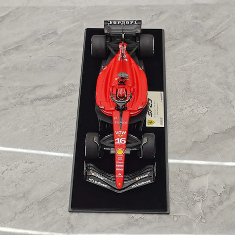 1:18 Ferrari 2023 SF-23 #16 Singapore GP Charles Leclerc F1 Resin-Modell von Look Smart – Ansicht 2