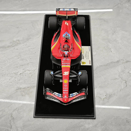 1:18 Ferrari 2024 SF-24 #16 Abu Dhabi GP Charles Leclerc F1 Harzmodell von Look Smart – Ansicht 2