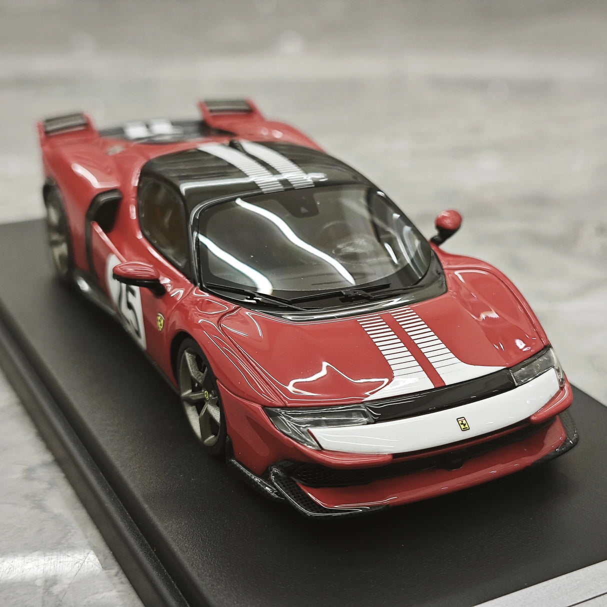 Look Smart Ferrari 2025 849 Testarossa Coupe Rosso Corsa Assetto Fiorano 1:43 – keräilyhartsimalli hartsi