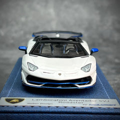 [Look Smart] 1:43 Lamborghini 2021 Aventador SVJ Xago bianco modellino di auto resina