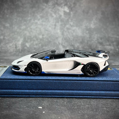 [Look Smart] 1:43 Lamborghini 2021 Aventador SVJ Xago wit modelauto Hars