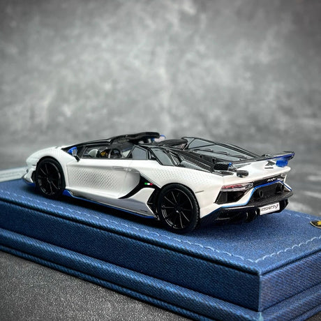 [Look Smart] 1:43 Lamborghini 2021 Aventador SVJ Xago wit modelauto Hars
