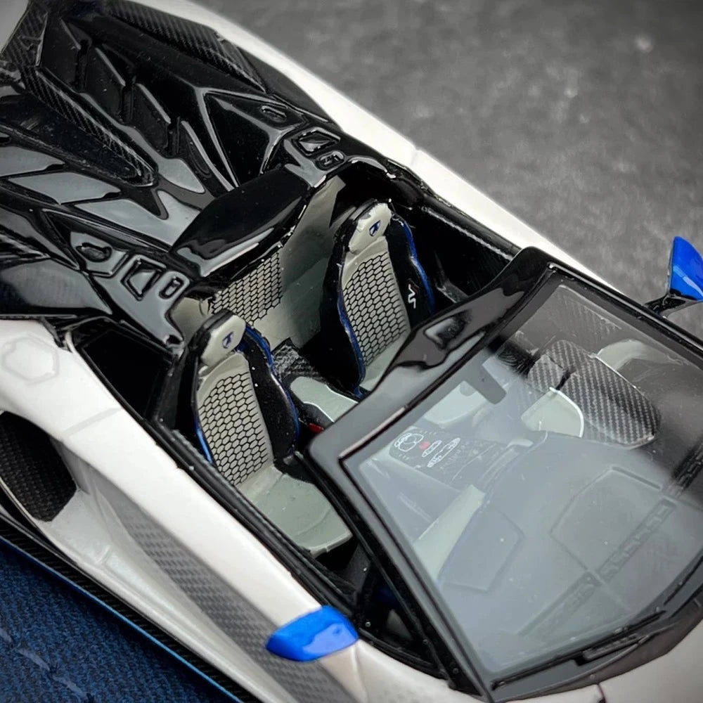 [Look Smart] 1:43 Lamborghini 2021 Aventador SVJ Xago bianco modellino di auto resina