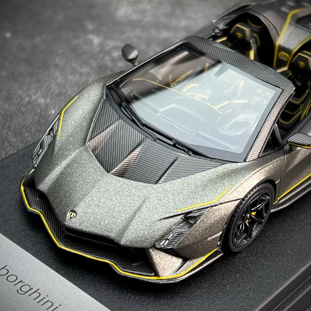 [Look Smart] 1:43 Lamborghini 2023 Autentica grigio modellino di auto resina