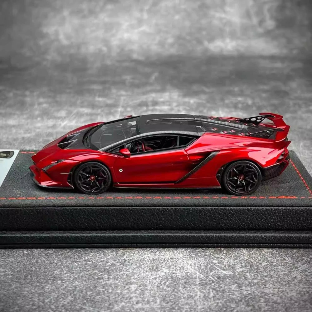 [Look Smart] 1:43 Lamborghini 2023 Invencible Red Model Car Resin