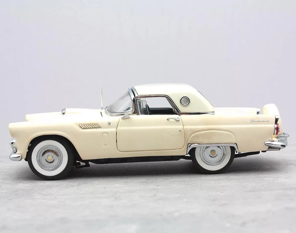 [MBI] 1:24 Ford 1956 Thunderbird White Model Car Die-Cast