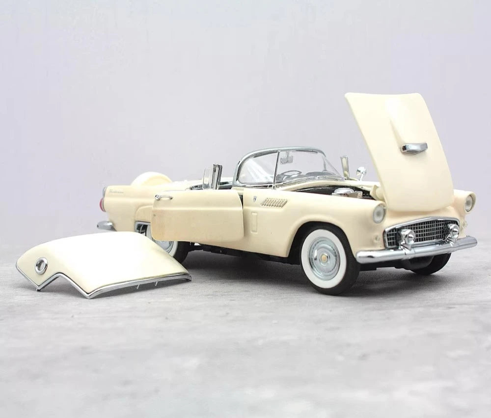 [MBI] 1:24 Ford 1956 Thunderbird White Model Car Die-Cast