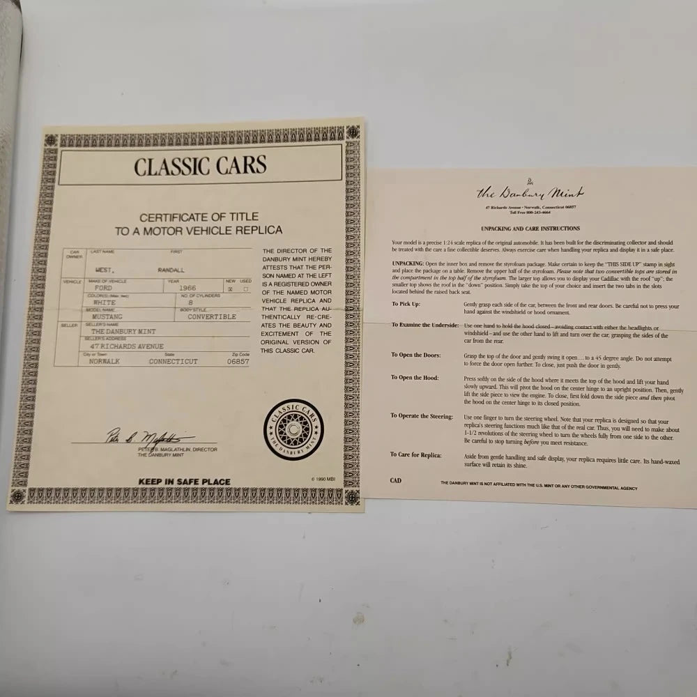 [MBI] 1:24 Ford 1966 Mustang Convertible White Model Car Die-Cast