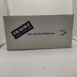 [MBI] 1:24 Ford 1966 Mustang Convertible White Model Car Die-Cast