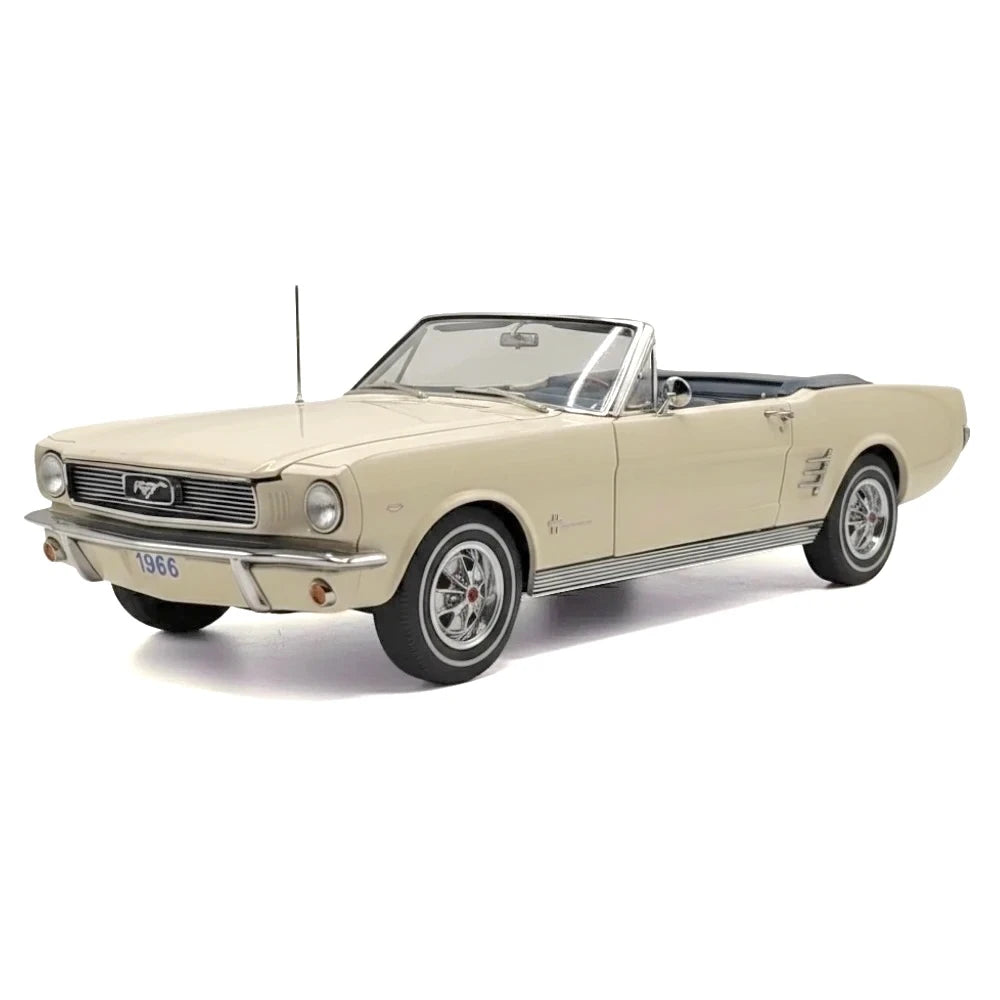 [MBI] 1:24 Ford 1966 Mustang Convertible White Model Car Die-Cast