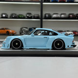 MCM Porsche 2023 911 Singer DLS Turbo Gulf Low Wing 1:18 – Verzamelbare resin modelresin