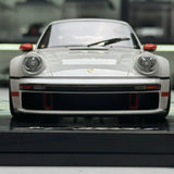 MCM Porsche 2023 911 Singer DLS Turbo Pearl White 1:18 – Resina de Modelo de Resina de Coleção