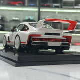 MCM Porsche 2023 911 Singer DLS Turbo Pearl White 1:18 – Resina de Modelo de Resina de Coleção
