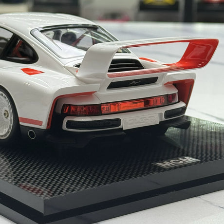 MCM Porsche 2023 911 Singer DLS Turbo Pearl White 1:18 – Resina de Modelo de Resina de Coleção