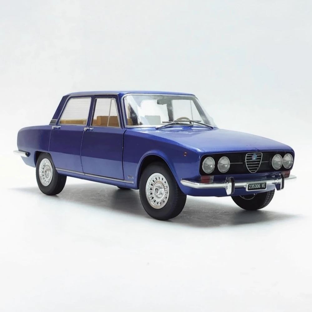 [MITICA] 1:18 Alfa Romeo 1750 Berlina Blue Model Car Die-Cast