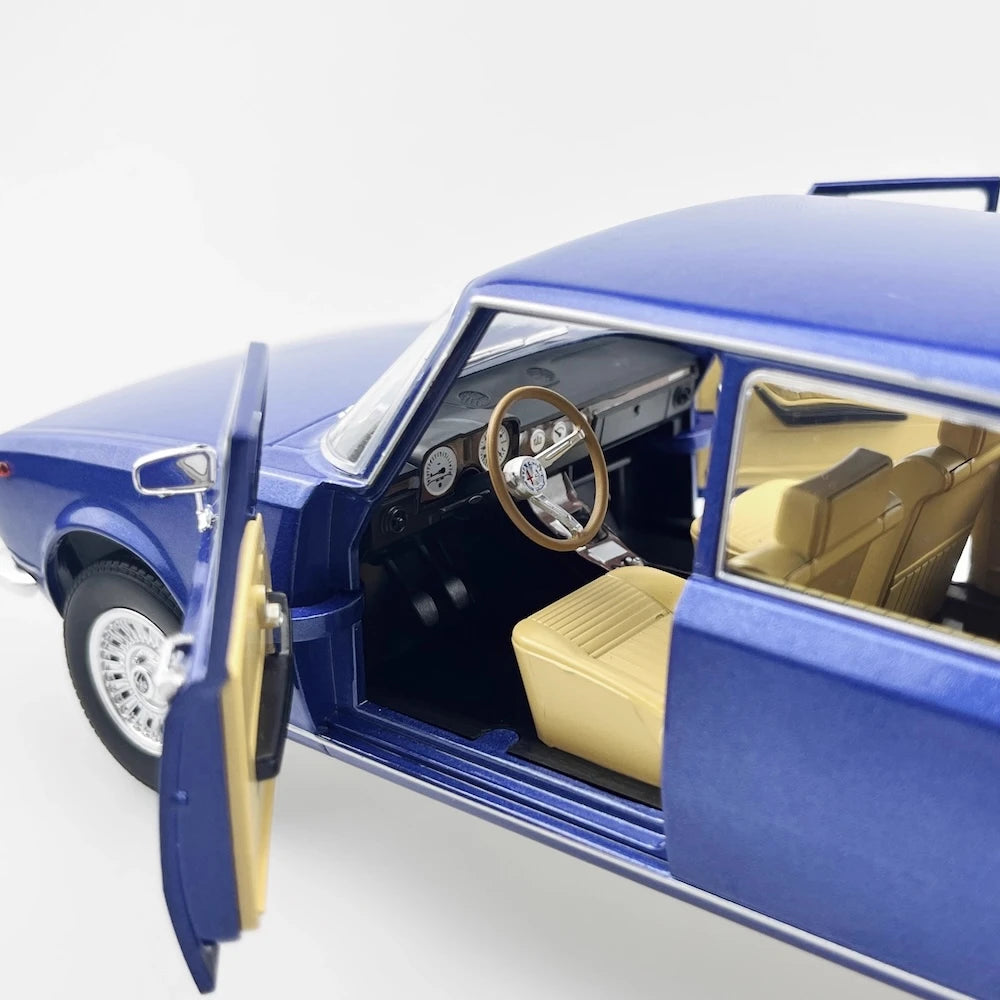 [MITICA] 1:18 Alfa Romeo 1750 Berlina Blue Model Car Die-Cast