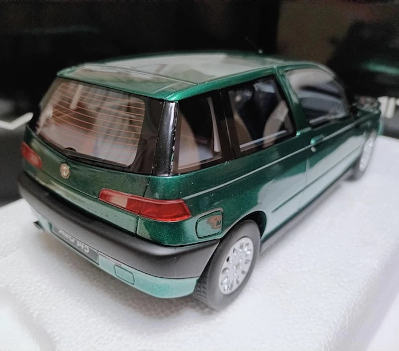 [MITICA] 1:18 Alfa Romeo 1994 145 Green Model Car Die-Cast