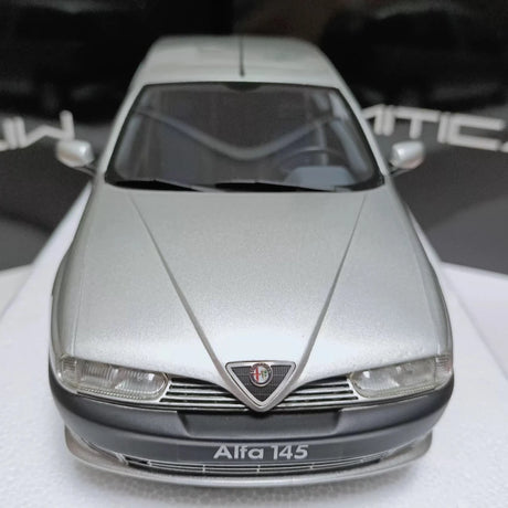 [MITICA] 1:18 Alfa Romeo 1994 145 Silver Model Car Die-Cast