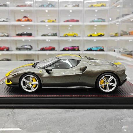 [MR Collection] 1:18 Ferrari 2021 296 GTB Racing Stripe Gray & Yellow Model Car Resin