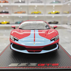 [MR Collection] 1:18 Ferrari 2021 296 GTB Racing Stripe Roadster röd blå modellbil resin