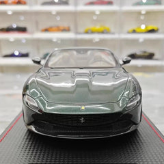 [MR Collection] 1:18 Ferrari 2023 Roma Spider verde modellino di auto resina