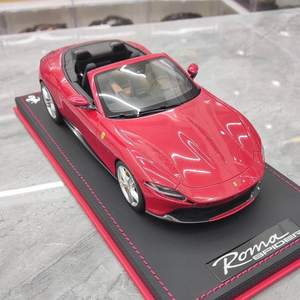 [MR Collection] 1:18 Ferrari 2023 Roma Spider rosso modellino di auto resina