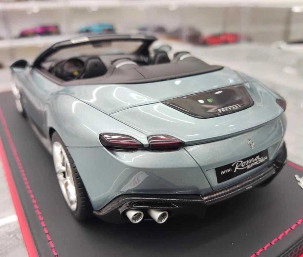 [MR Collection] 1:18 Ferrari 2023 Roma Spider Light Blue Model Car Resin