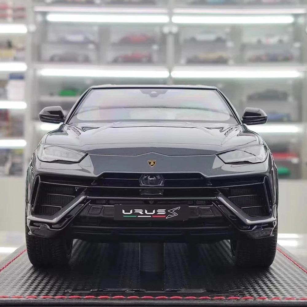 [MR Collection] 1:18 Lamborghini 2018 URUS S Gray Model Car Resin