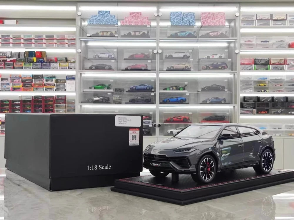 [MR Collection] 1:18 Lamborghini 2018 URUS S Gray Model Car Resin