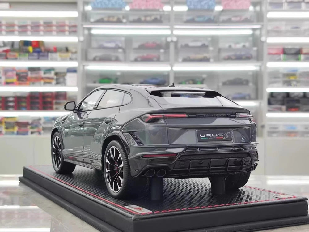 [MR Collection] 1:18 Lamborghini 2018 URUS S grigio modellino di auto resina