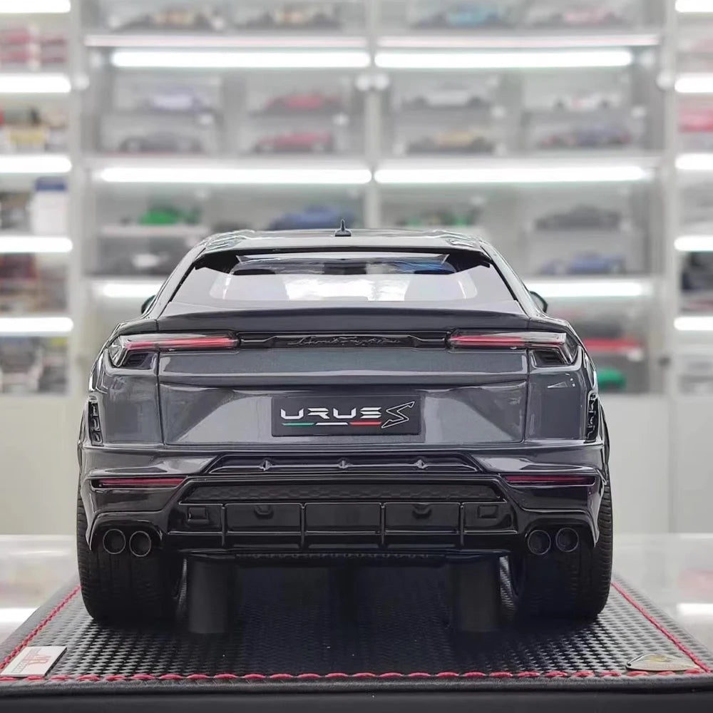 [MR Collection] 1:18 Lamborghini 2018 URUS S grigio modellino di auto resina