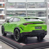 [MR Collection] 1:18 Lamborghini 2018 URUS S Green Model Car Resin