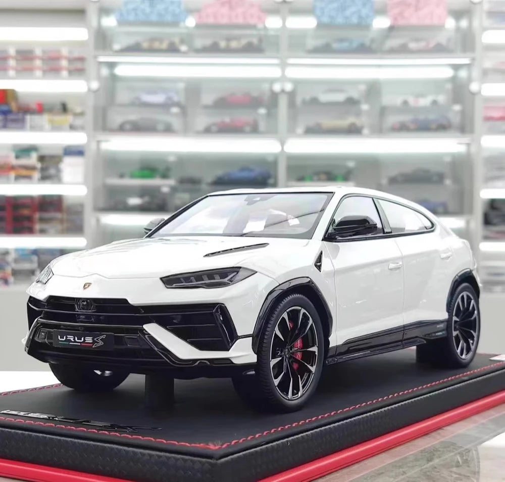 [MR Collection] 1:18 Lamborghini 2018 URUS S White Model Car Resin