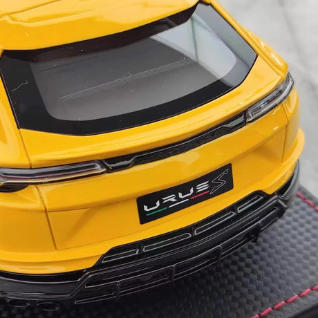 [MR Collection] 1:18 Lamborghini 2018 URUS S Yellow Model Car Resin