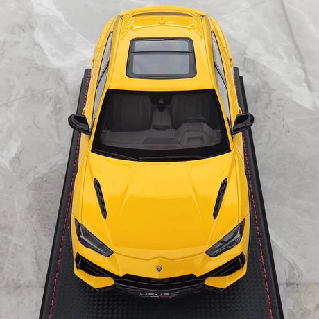 [MR Collection] 1:18 Lamborghini 2018 URUS S Yellow Model Car Resin
