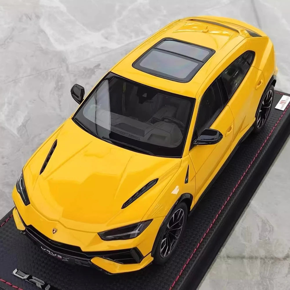 [MR Collection] 1:18 Lamborghini 2018 URUS S Yellow Model Car Resin