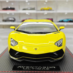 [MR Collection] 1:18 Lamborghini 2021 Aventador LP 780-4 Ultimae Yellow Model Car Resin