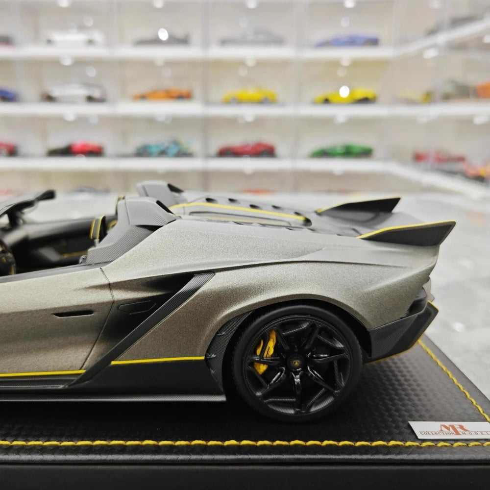 [MR Collection] 1:18 Lamborghini 2023 Autentica Roadster Green Model Car Resin