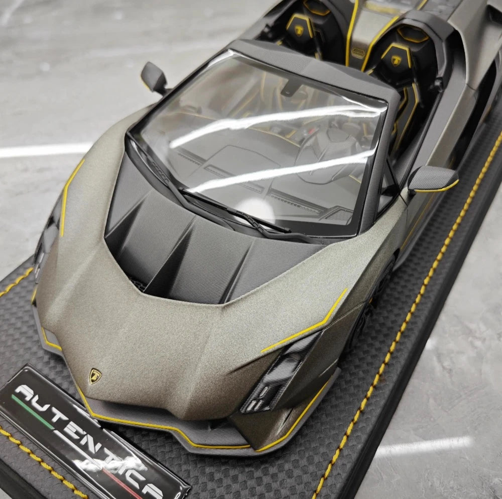 [MR Collection] 1:18 Lamborghini 2023 Autentica Roadster Green Model Car Resin