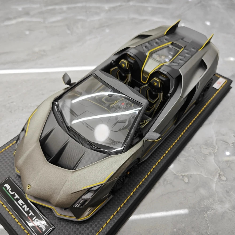 [MR Collection] 1:18 Lamborghini 2023 Autentica Roadster Green Model Car Resin
