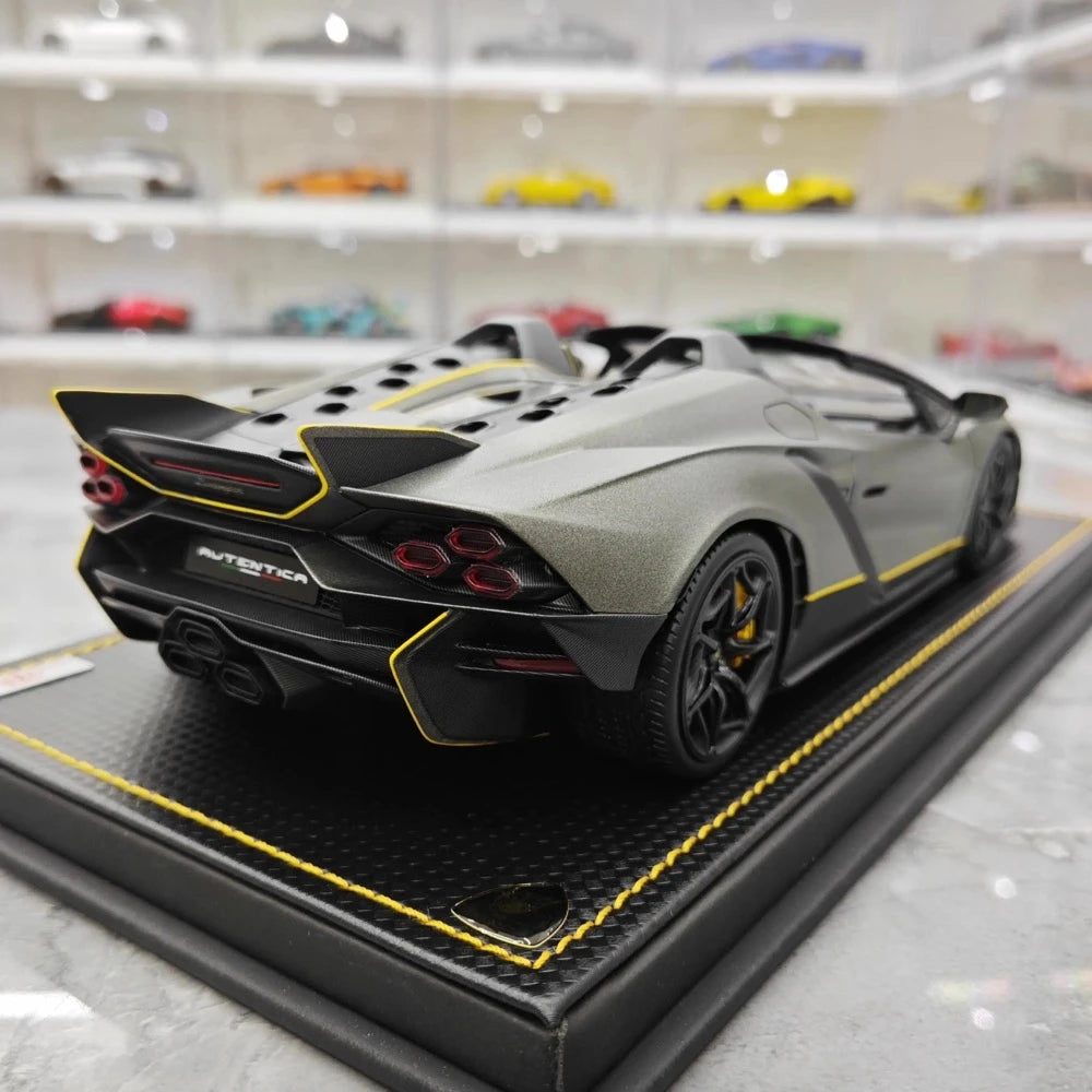 [MR Collection] 1:18 Lamborghini 2023 Autentica Roadster Green Model Car Resin