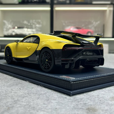 MR Collection Bugatti 2020 Chiron Pur Sport Yellow 1:18 – keräilyhartsimalli hartsi