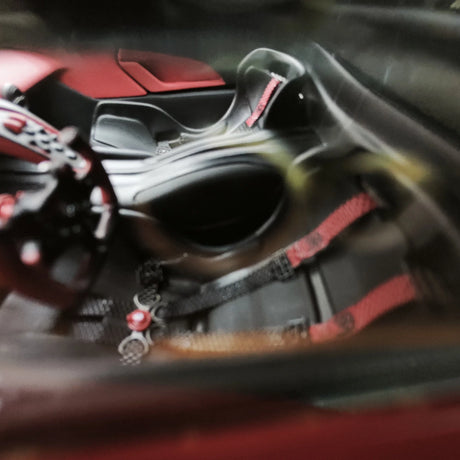 MR Kollektion Bugatti 2021 Bolide Red 1:18 – Samlarobjekt resinmodellresin (MR Collection)