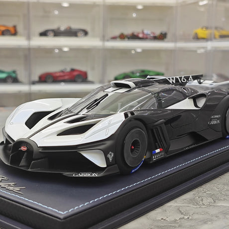 MR Collezione Bugatti 2021 Bolide White 1:18 – Resina modello in resina collezionabile (MR Collection)