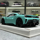 MR Colección Ferrari 2018 488 Pista Matte Tiffany Blue Racing Stripe 1:18 – Resina de Colección de Modelos de Resina (MR Collection)