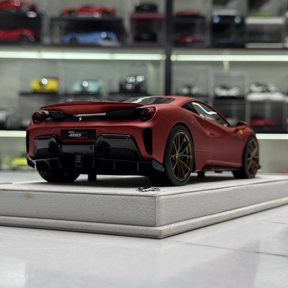 [MR Collection] 1:18 Ferrari 2019 488 Pista Red Model Car Resin