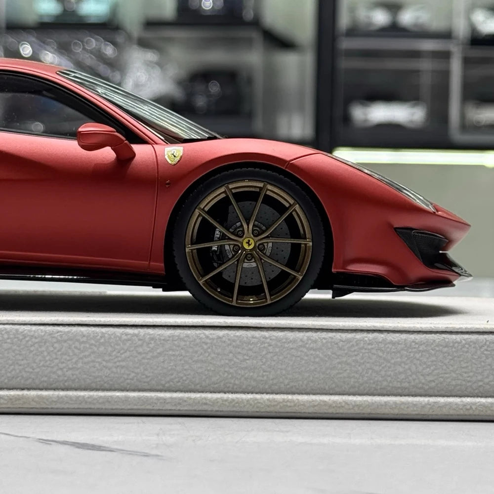 [MR Collection] 1:18 Ferrari 2019 488 Pista Red Model Car Resin
