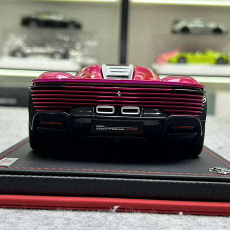 MR Collezione Ferrari 2022 Daytona SP3 Pink 1:18 – Resina da collezione per modelli in resina (MR Collection)