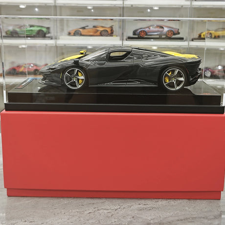 MR Collection Ferrari 2023 Daytona SP3 599+1 Giallo Modena Shiny Carbon 1:18 – Collectible resin Model resin