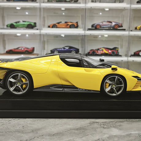 MR Collection Ferrari 2023 Daytona SP3 599+1 Giallo Modena Shiny Carbon 1:18 – Collectible resin Model resin